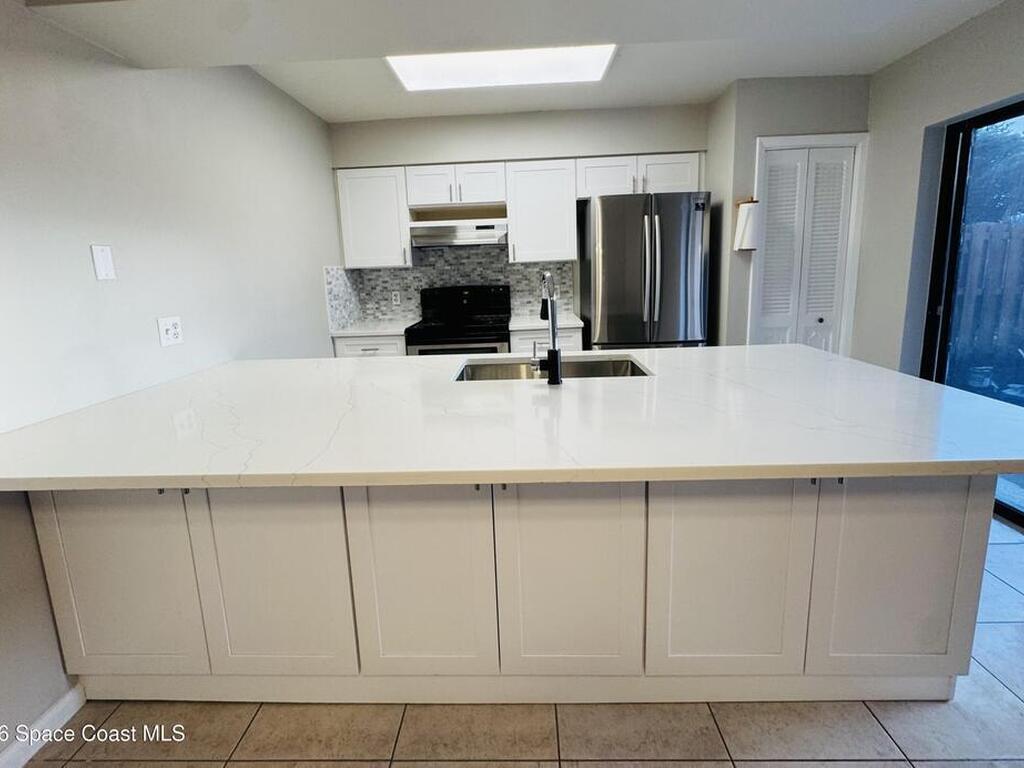 200 S Banana River Boulevard, Cocoa Beach, FL 32931