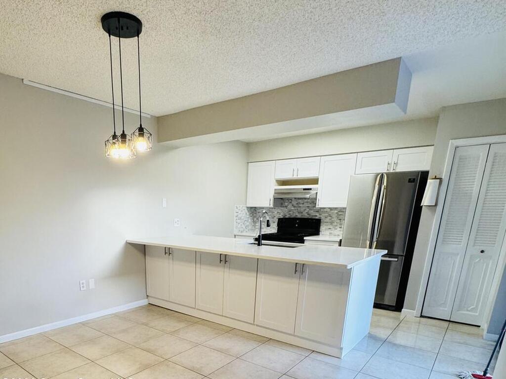 200 S Banana River Boulevard, Cocoa Beach, FL 32931