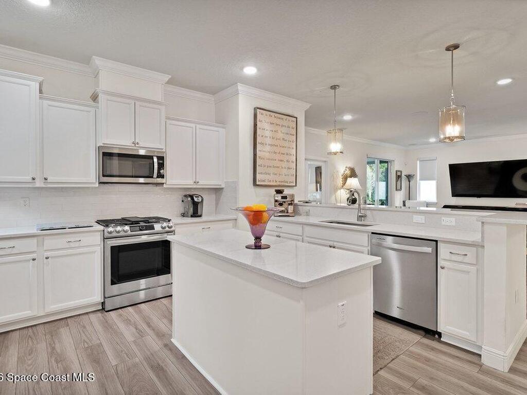 6020 Wild Olive Way, Vero Beach, FL 32966