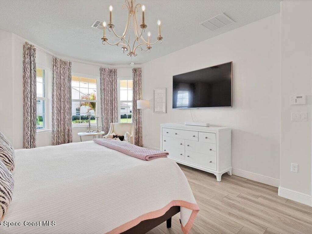 6020 Wild Olive Way, Vero Beach, FL 32966