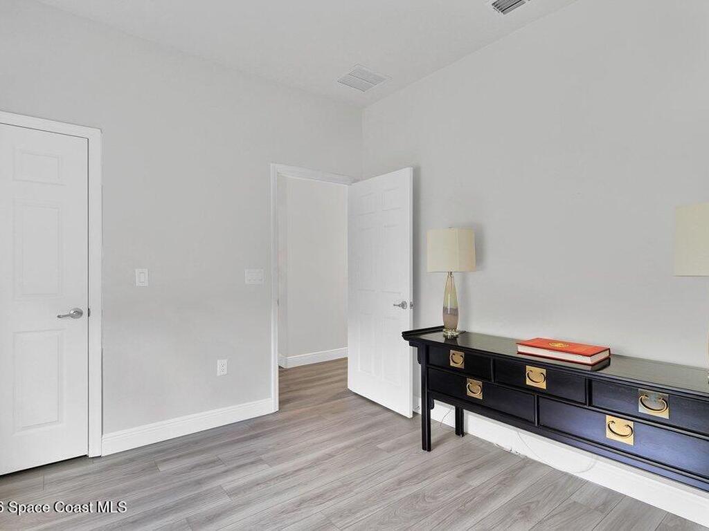 6020 Wild Olive Way, Vero Beach, FL 32966