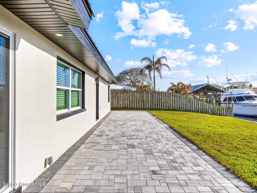 43 Westview Lane, Cocoa Beach, FL 32931