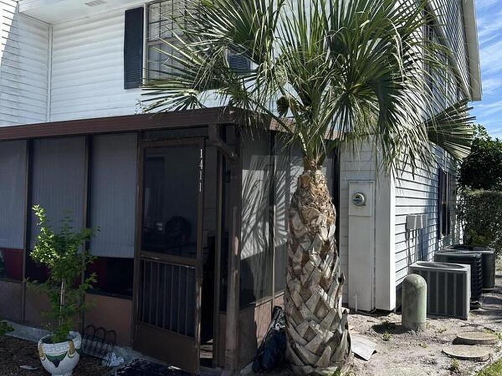 1411 Manor Drive, Palm Bay, FL 32905