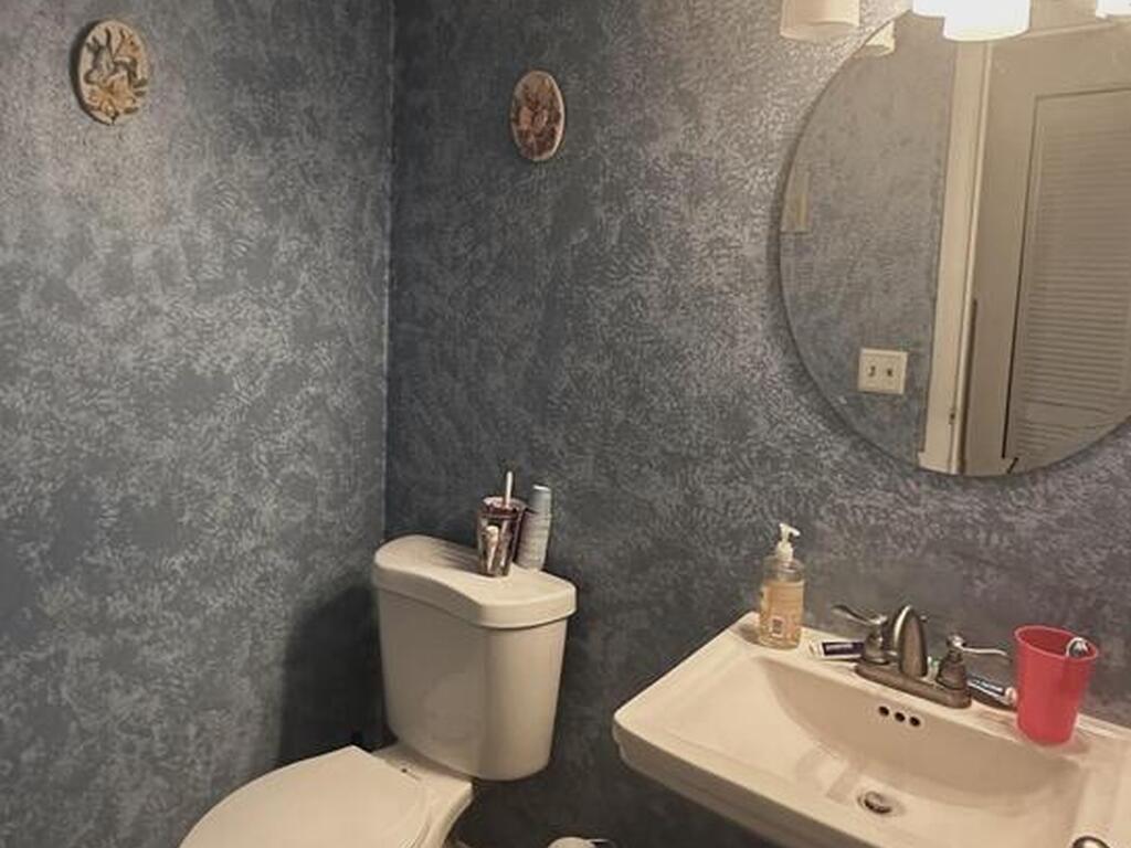 1411 Manor Drive, Palm Bay, FL 32905