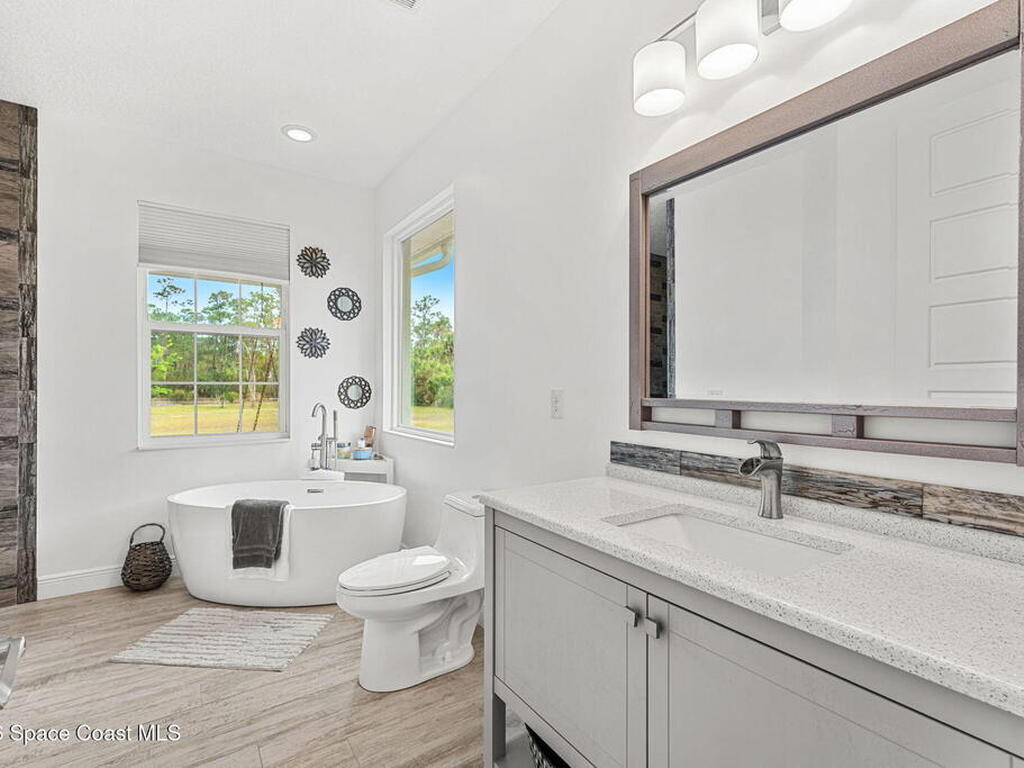 2050 Valkaria Road, Grant-Valkaria, FL 32950