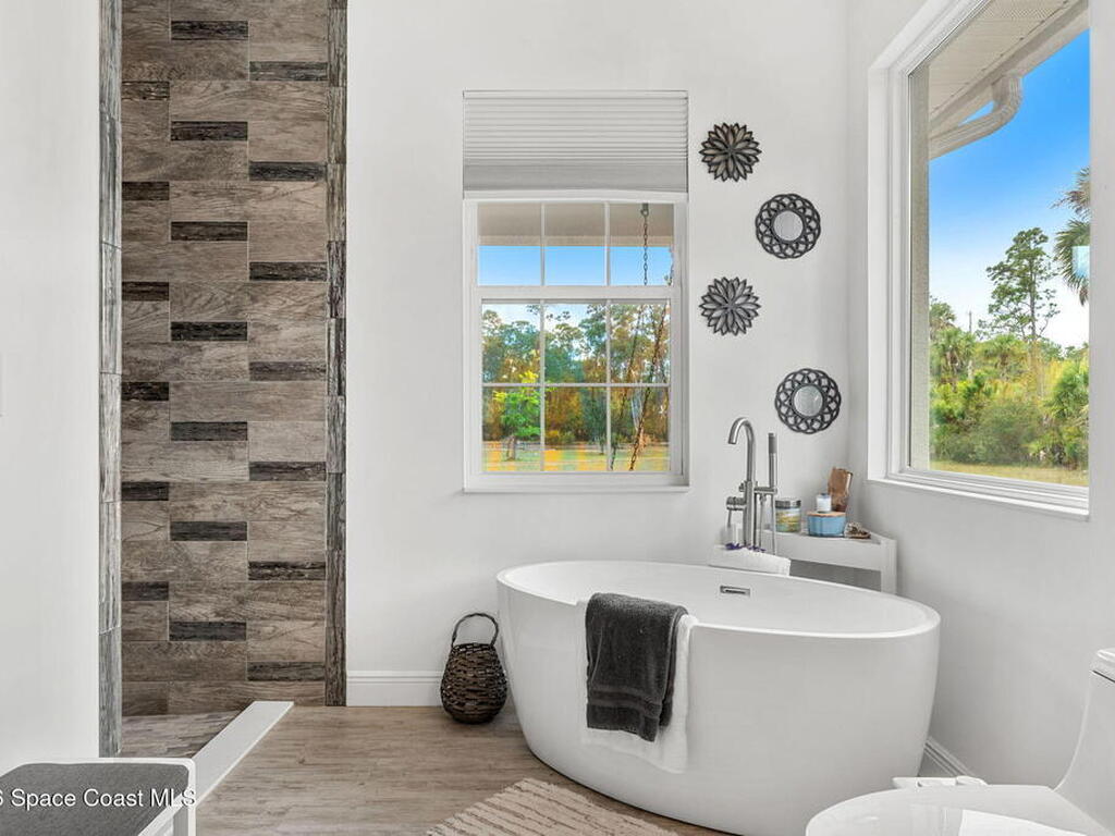 2050 Valkaria Road, Grant-Valkaria, FL 32950