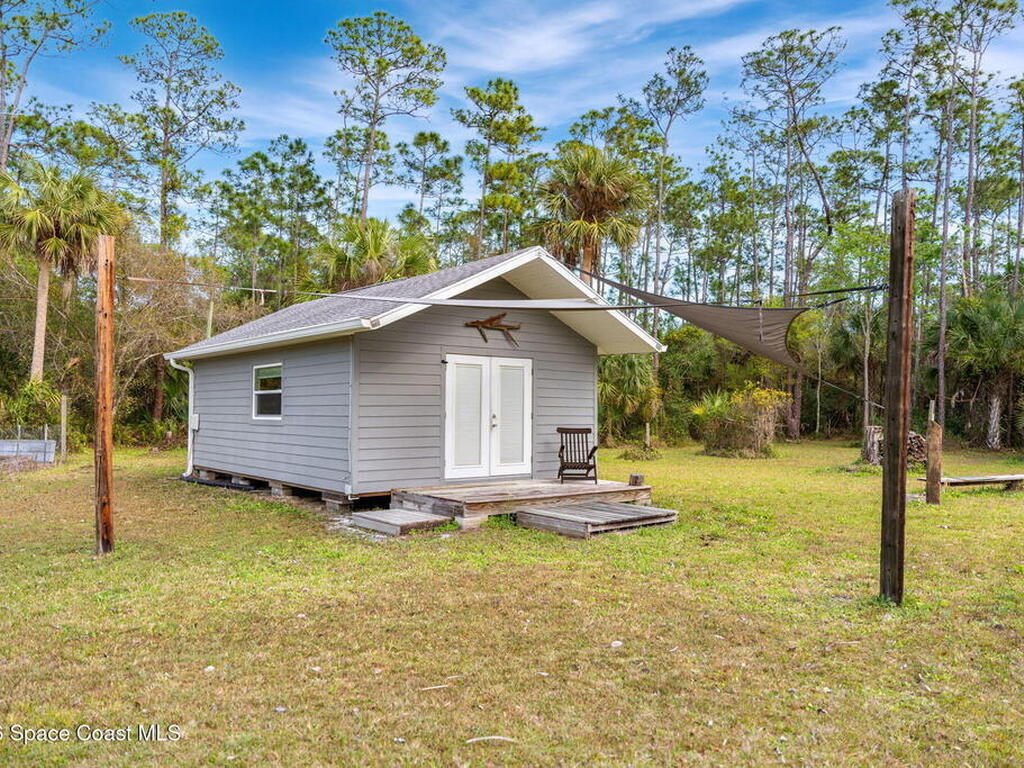 2050 Valkaria Road, Grant-Valkaria, FL 32950