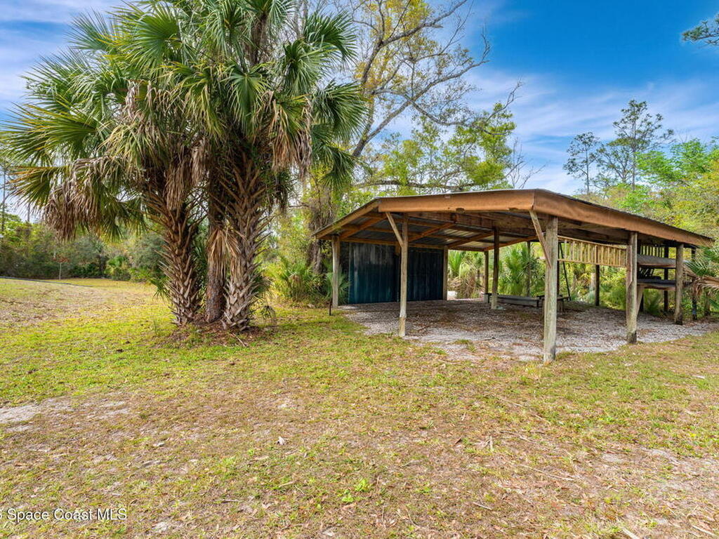 2050 Valkaria Road, Grant-Valkaria, FL 32950