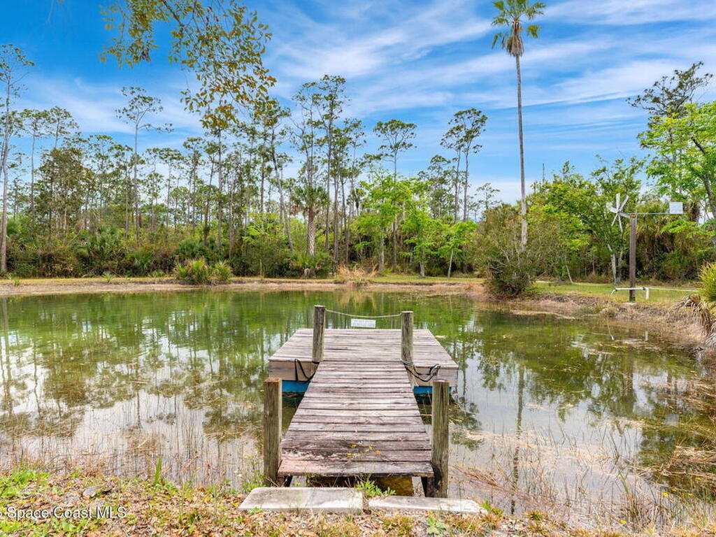 2050 Valkaria Road, Grant-Valkaria, FL 32950