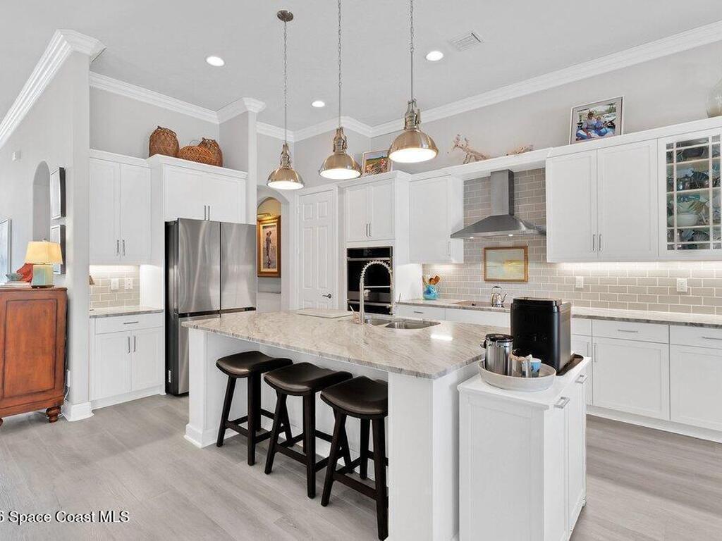 8260 Meredith Place, Vero Beach, FL 32968