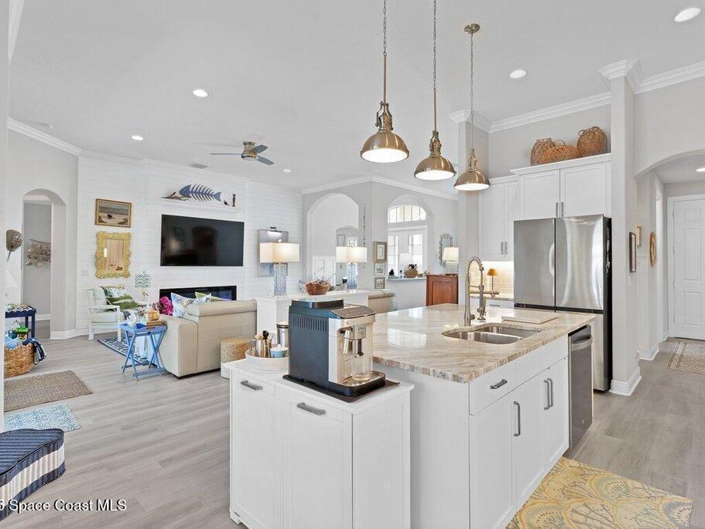 8260 Meredith Place, Vero Beach, FL 32968