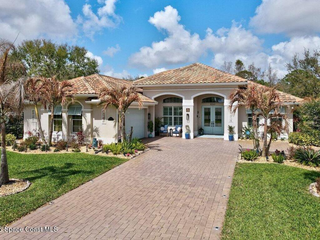 8260 Meredith Place, Vero Beach, FL 32968