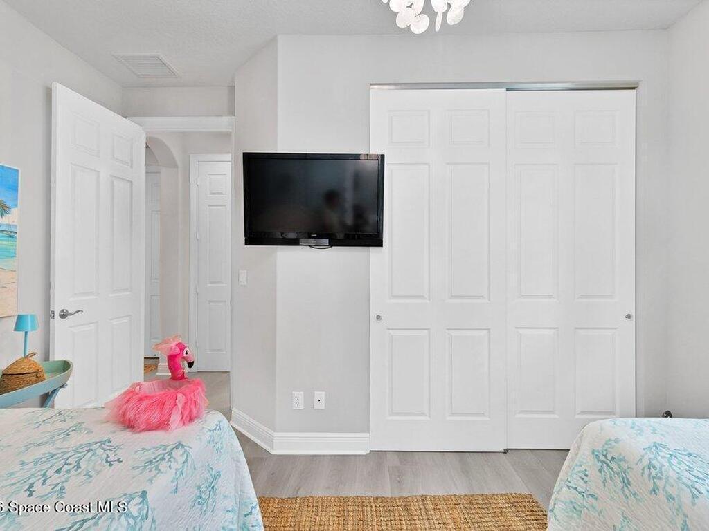 8260 Meredith Place, Vero Beach, FL 32968