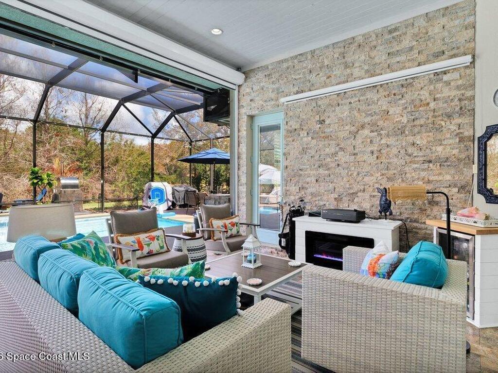 8260 Meredith Place, Vero Beach, FL 32968