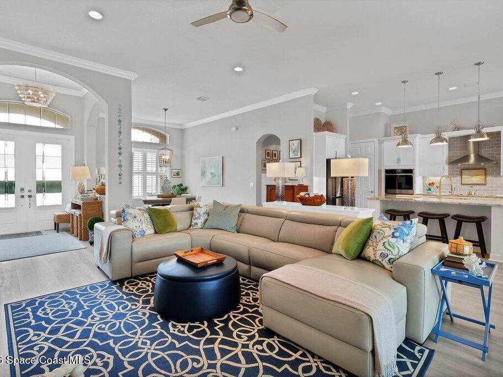 8260 Meredith Place, Vero Beach, FL 32968