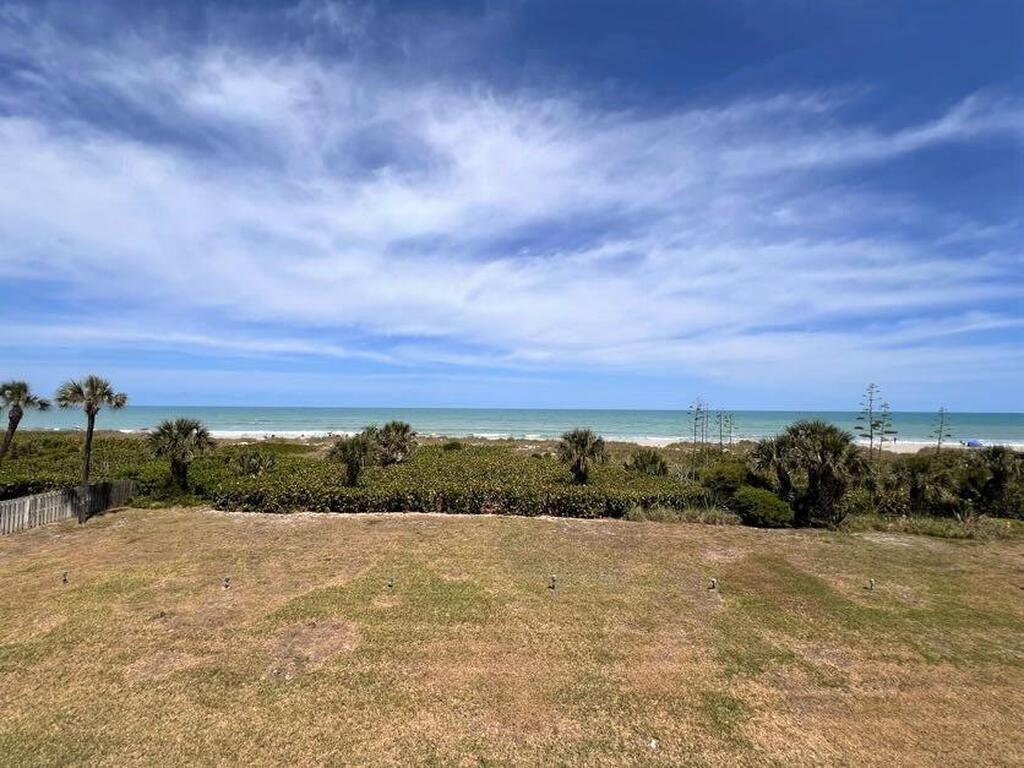 3060 N Atlantic Avenue, Cocoa Beach, FL 32931