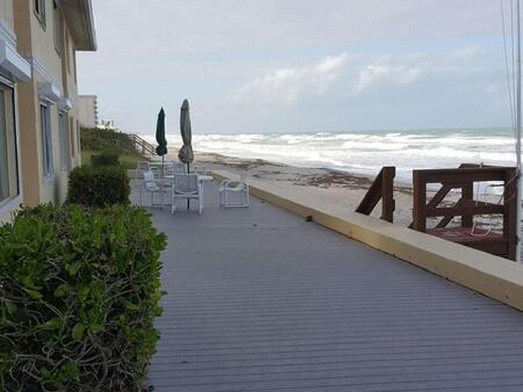 1425 Jimmy Buffett Memorial Highway, Satellite Beach, FL 32937