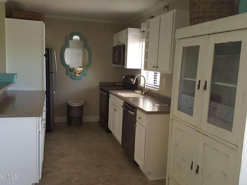 1425 Jimmy Buffett Memorial Highway, Satellite Beach, FL 32937