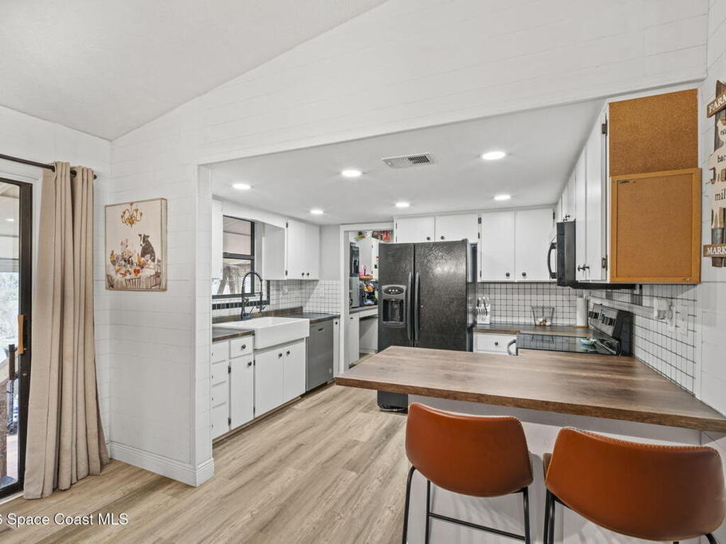 3416 Flounder Creek Road, Mims, FL 32754