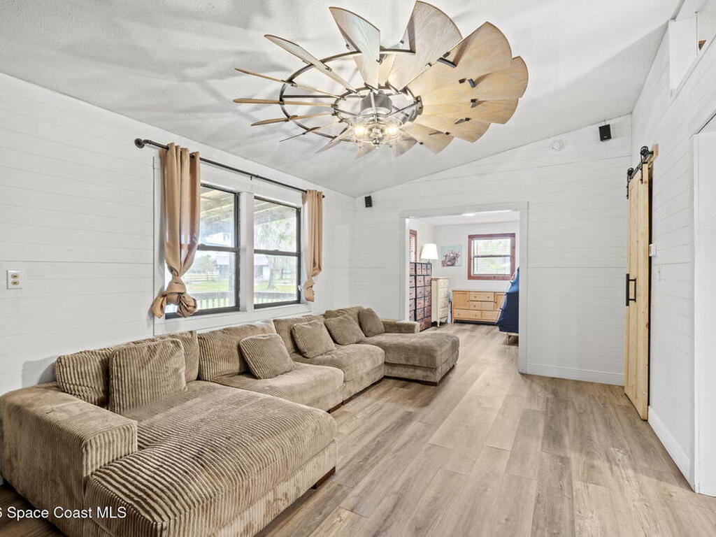 3416 Flounder Creek Road, Mims, FL 32754