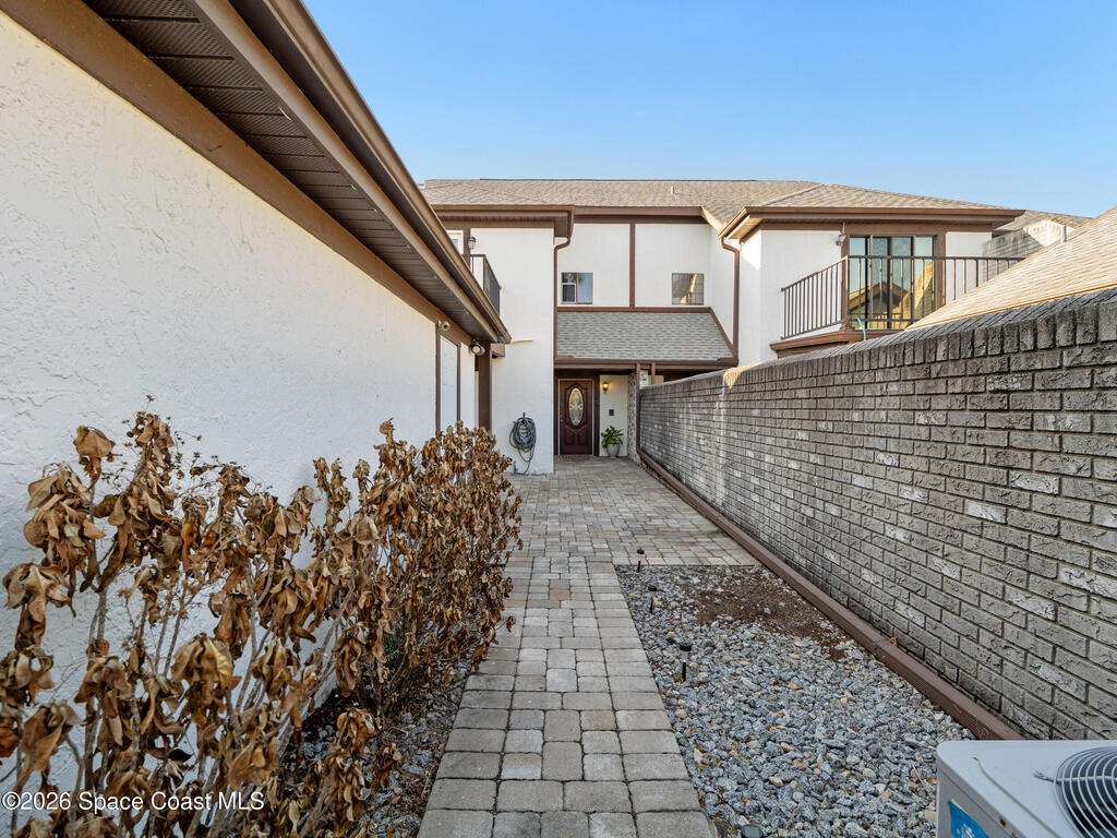 2140 Kings Cross Street, Titusville, FL 32796