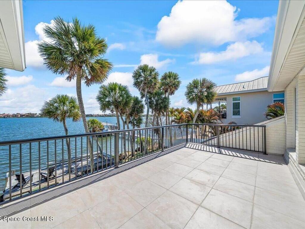 10710 S Tropical Trail, Merritt Island, FL 32952