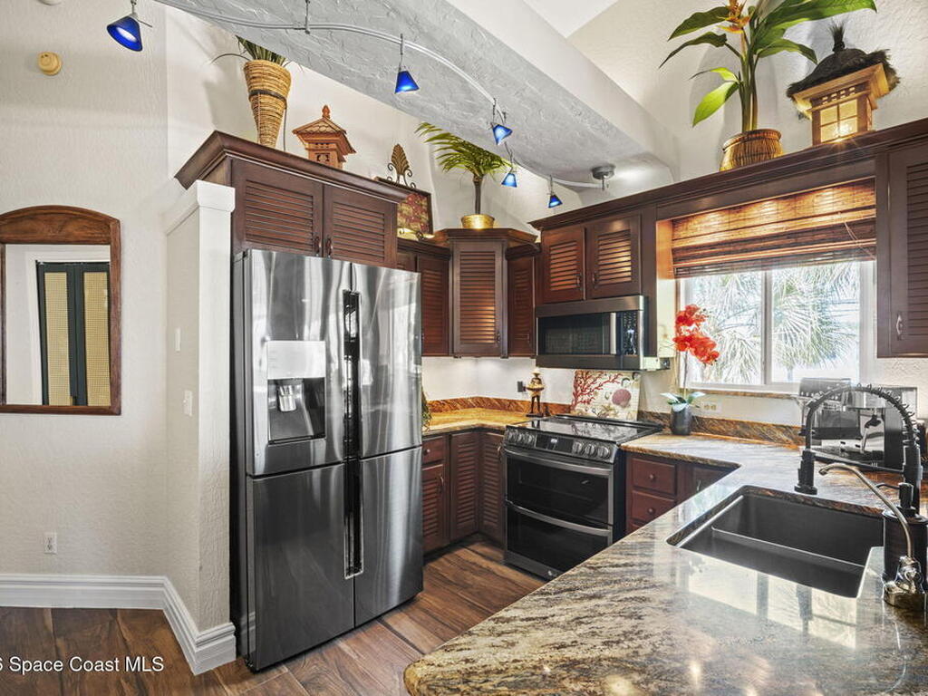 601 Monroe Avenue, Cape Canaveral, FL 32920