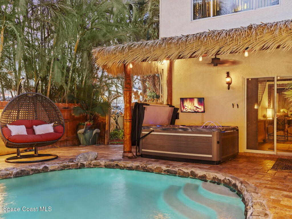 601 Monroe Avenue, Cape Canaveral, FL 32920