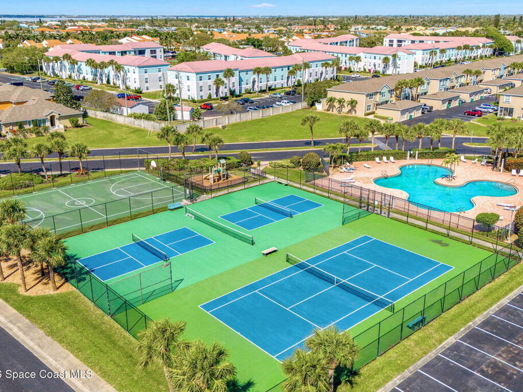 3351 Titanic Circle, Indialantic, FL 32903