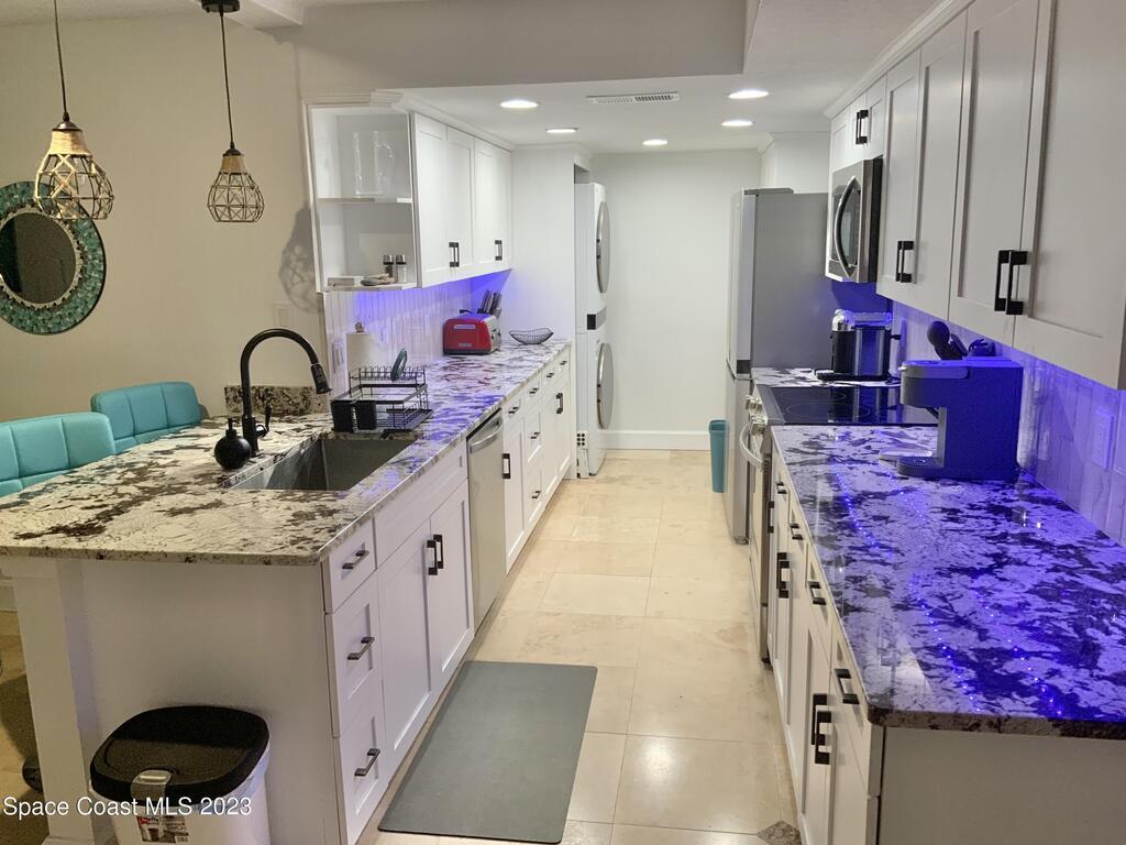 877 N Highway A1a, Indialantic, FL 32903