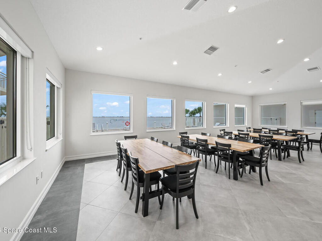 1465 S Harbor City Boulevard, Melbourne, FL 32901