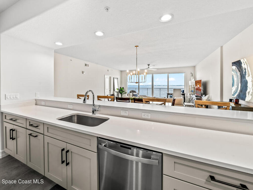 1465 S Harbor City Boulevard, Melbourne, FL 32901