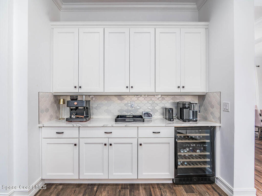 8165 Lyside Drive, Melbourne, FL 32940