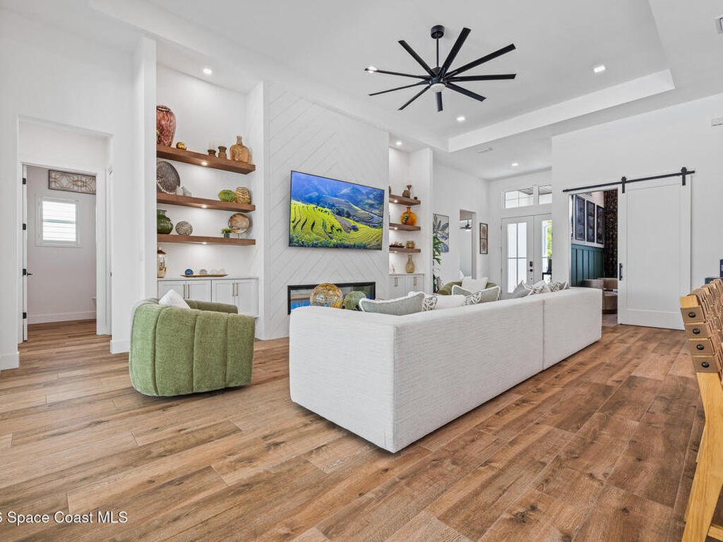 8350 Waxwing Cr Circle, Melbourne, FL 32940