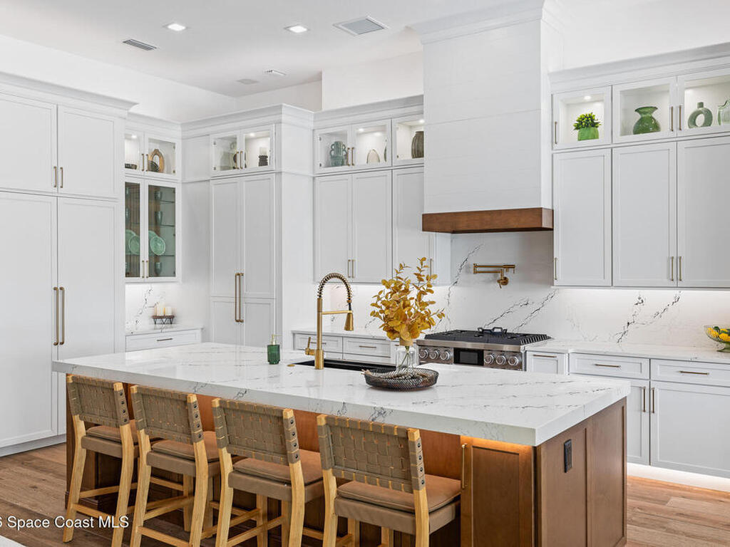 8350 Waxwing Cr Circle, Melbourne, FL 32940