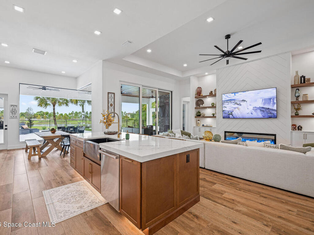 8350 Waxwing Cr Circle, Melbourne, FL 32940