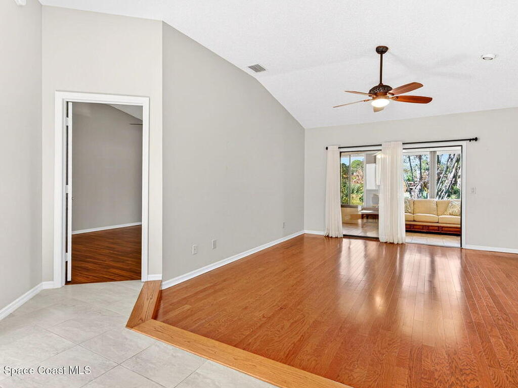 810 Parkside Place, Indian Harbour Beach, FL 32937