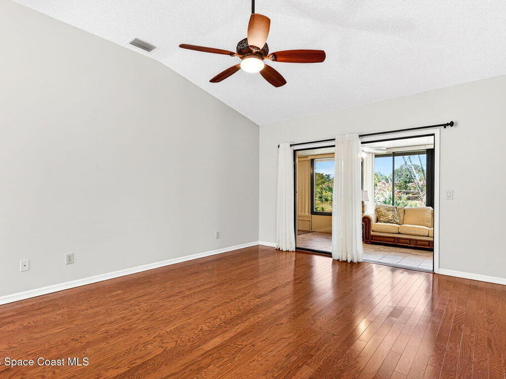 810 Parkside Place, Indian Harbour Beach, FL 32937