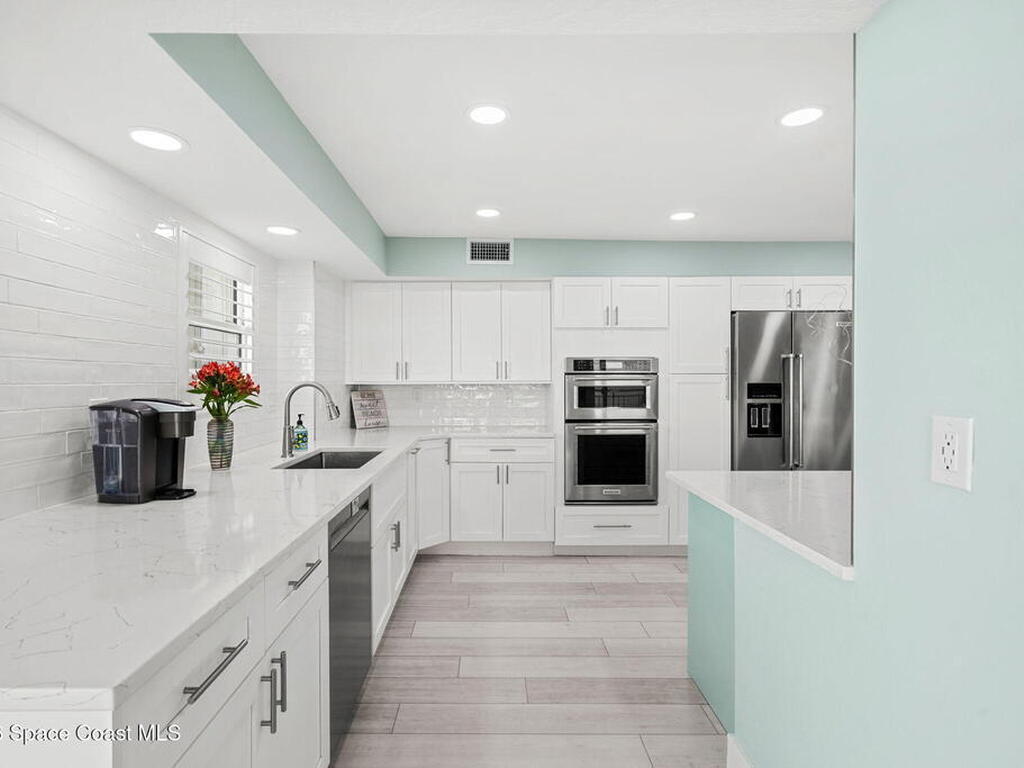 877 N Highway A1a, Indialantic, FL 32903