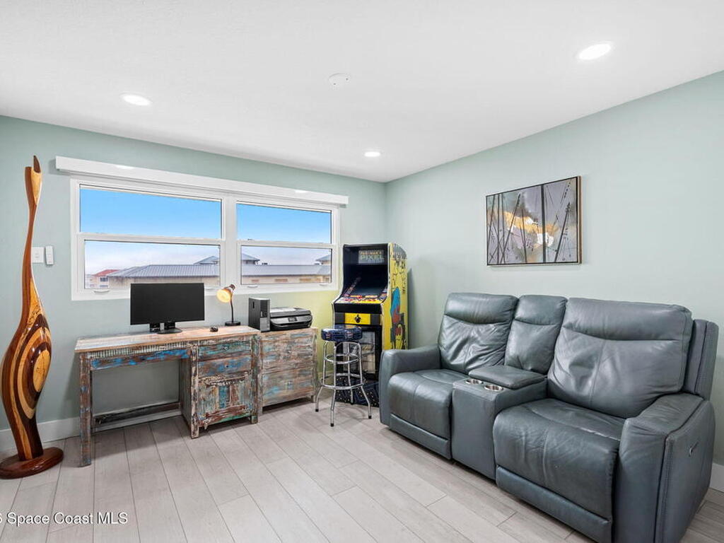 877 N Highway A1a, Indialantic, FL 32903