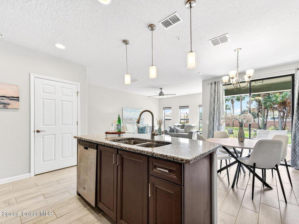 1315 Lara Circle, Rockledge, FL 32955