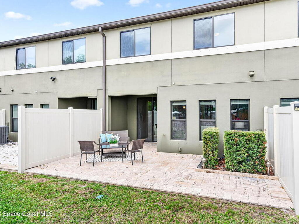 1315 Lara Circle, Rockledge, FL 32955