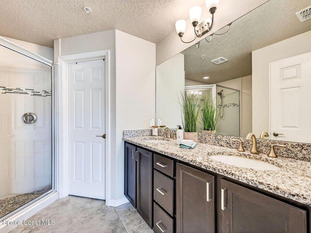 1315 Lara Circle, Rockledge, FL 32955