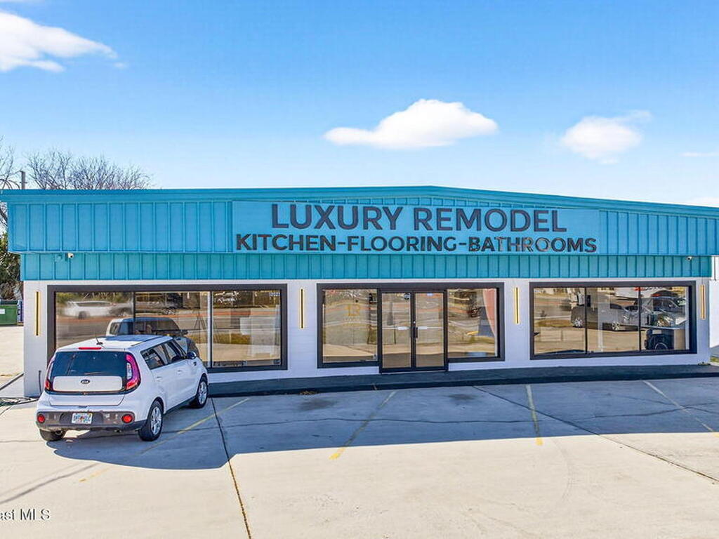 809 N Cocoa Boulevard, Cocoa, FL 32922