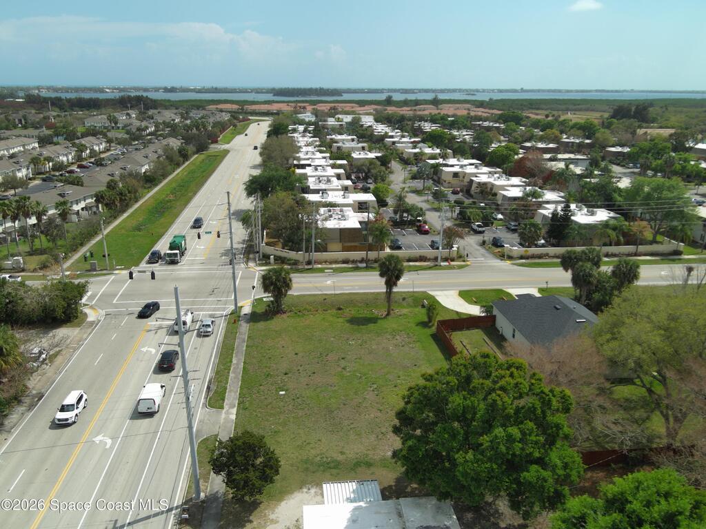 1185 6th Avenue, Vero Beach, FL 32960