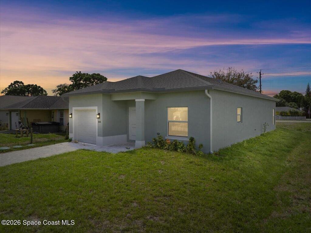 1645 19th Avenue, Vero Beach, FL 32962