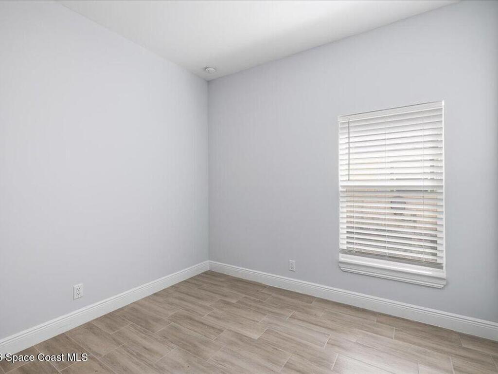 1645 19th Avenue, Vero Beach, FL 32962