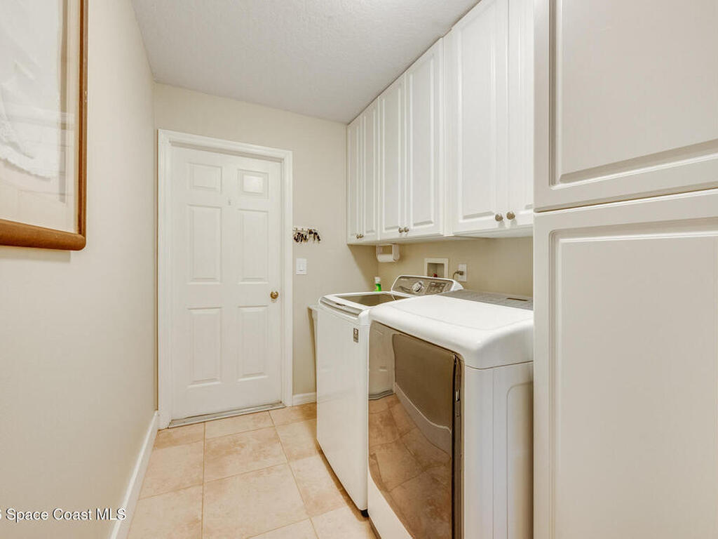 1516 Eagles Circle, Sebastian, FL 32958