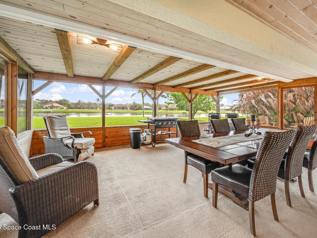 1516 Eagles Circle, Sebastian, FL 32958