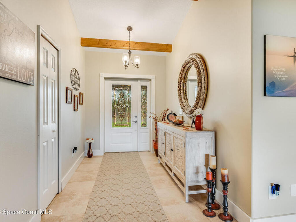 1516 Eagles Circle, Sebastian, FL 32958